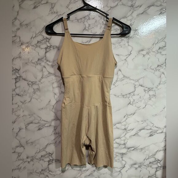 MAIDENFORM Flexees Sleek Smoothers Firm Control Singlet Size M - Picture 7 of 8